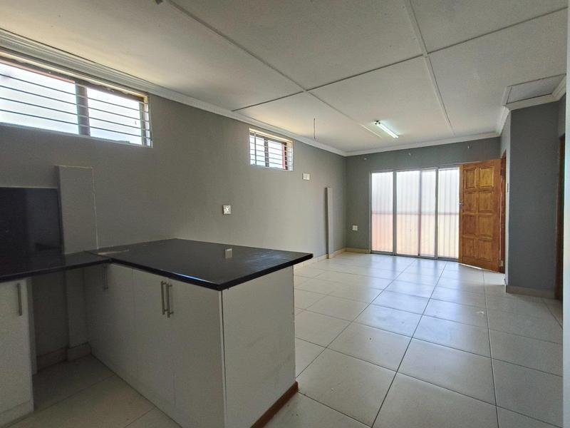 To Let Commercial Property for Rent in Mthata Eastern Cape